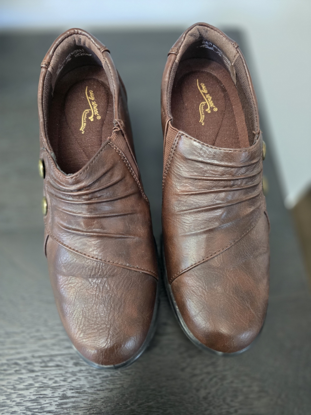 easy street Brown Leather Women's Slip-On Loafers